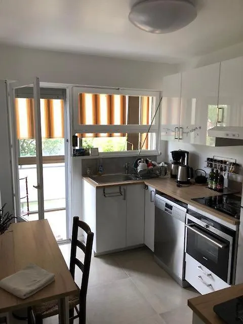 Appartement Pour 6 Personnes A Proximite De La Gare Sncf Toulon